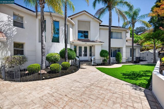 73 Blackhawk Club Ct, Danville, CA 94506