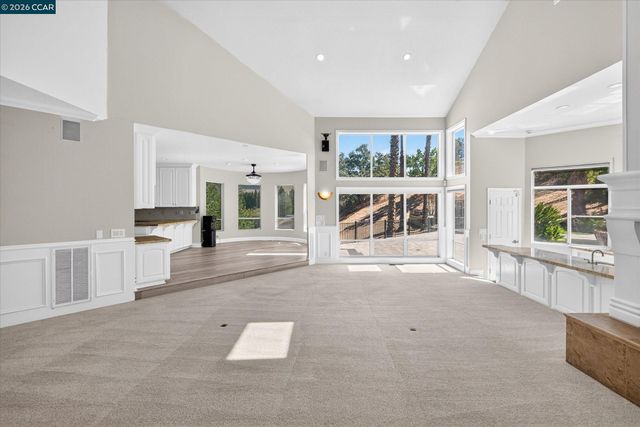73 Blackhawk Club Ct, Danville, CA 94506