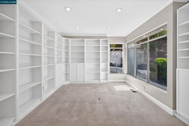 73 Blackhawk Club Ct, Danville, CA 94506