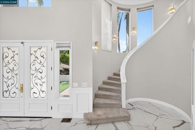 73 Blackhawk Club Ct, Danville, CA 94506