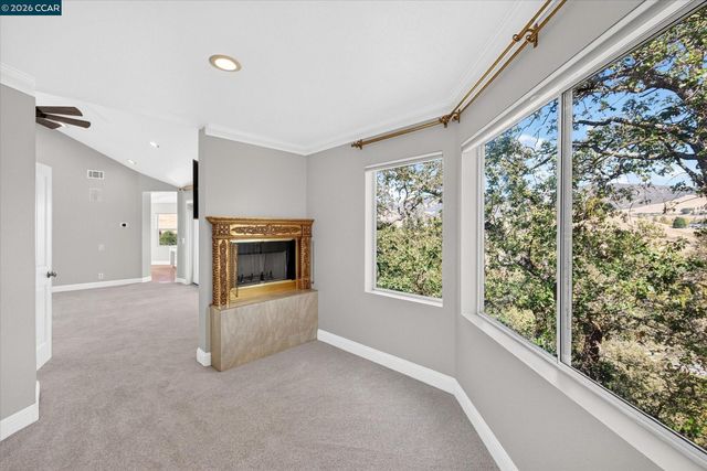 73 Blackhawk Club Ct, Danville, CA 94506