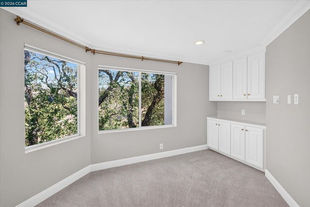 73 Blackhawk Club Ct, Danville, CA 94506