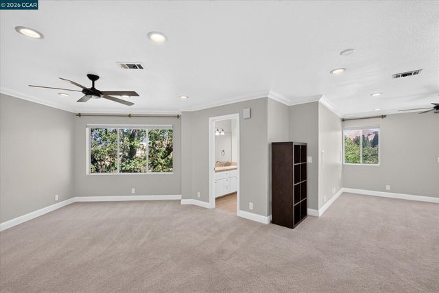73 Blackhawk Club Ct, Danville, CA 94506