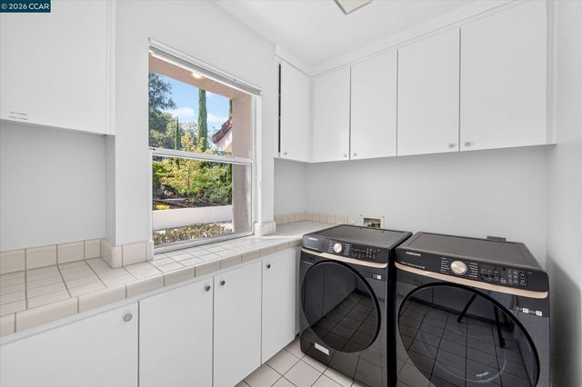 73 Blackhawk Club Ct, Danville, CA 94506