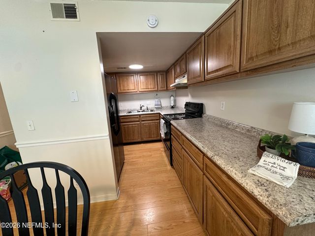 4310 PLAZA GATE Lane S 202, Jacksonville, FL 32217