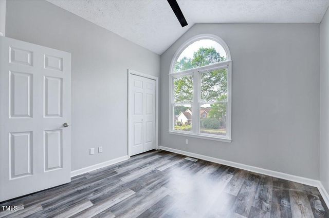 429 Lands End Road, Fayetteville, NC 28314