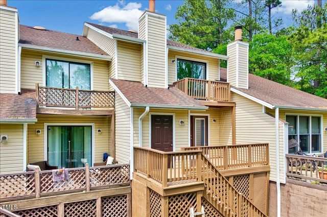 429 Lands End Road, Fayetteville, NC 28314