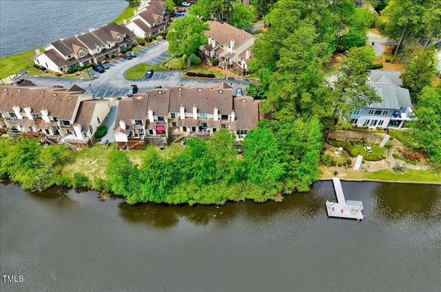 429 Lands End Road, Fayetteville, NC 28314