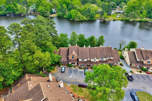 429 Lands End Road, Fayetteville, NC 28314