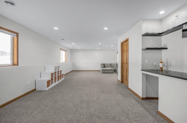 1036 Emerald Street NE, Hanover, MN 55341