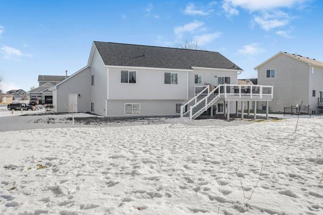 1036 Emerald Street NE, Hanover, MN 55341