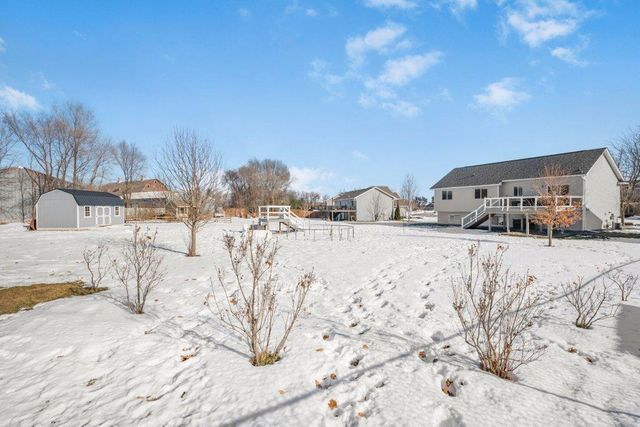 1036 Emerald Street NE, Hanover, MN 55341