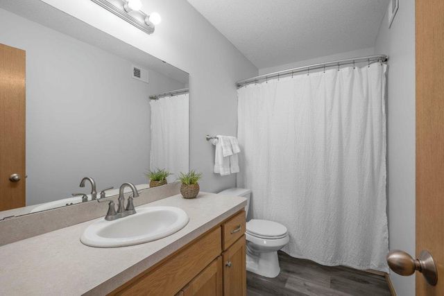 1036 Emerald Street NE, Hanover, MN 55341