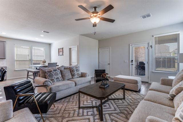 8715 Royal Star Road, Rowlett, TX 75089