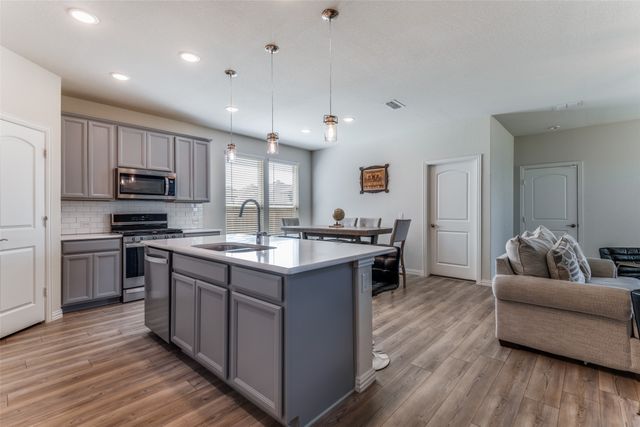 8715 Royal Star Road, Rowlett, TX 75089