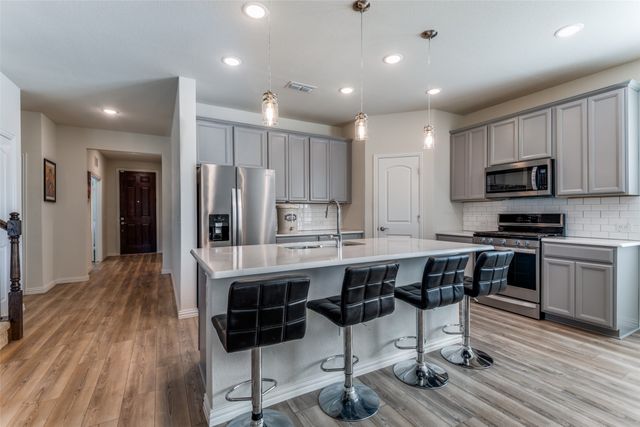 8715 Royal Star Road, Rowlett, TX 75089