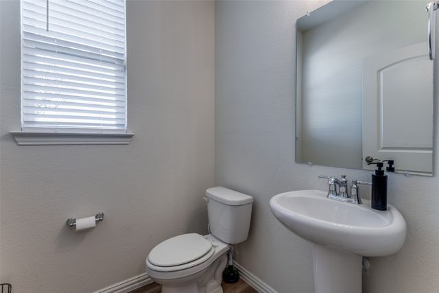 8715 Royal Star Road, Rowlett, TX 75089