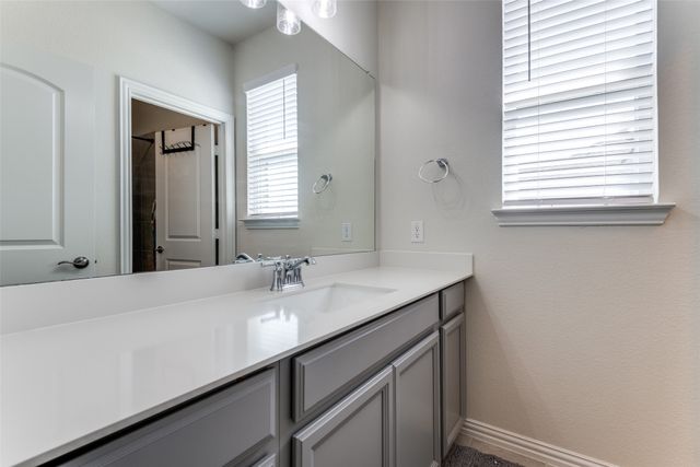 8715 Royal Star Road, Rowlett, TX 75089