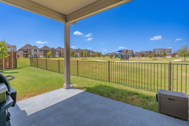 8715 Royal Star Road, Rowlett, TX 75089