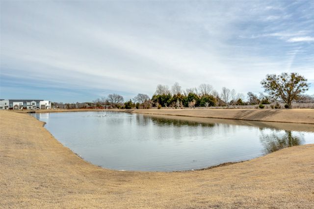 8715 Royal Star Road, Rowlett, TX 75089