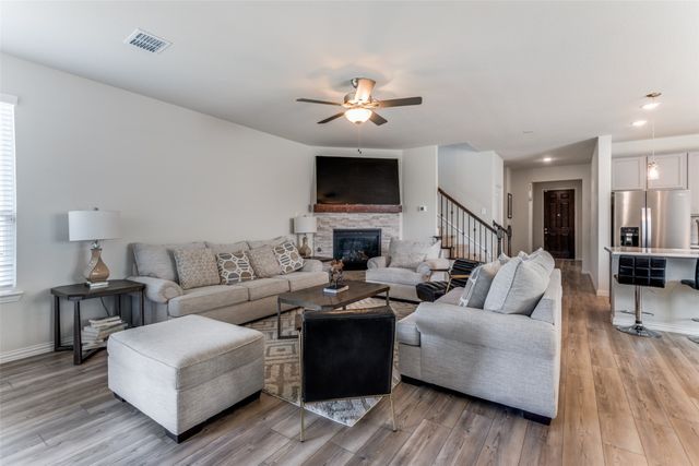 8715 Royal Star Road, Rowlett, TX 75089