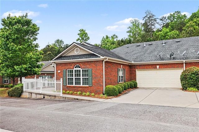 497 Sawnee Corners Drive, Cumming, GA 30040
