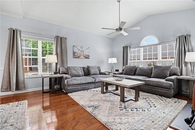 497 Sawnee Corners Drive, Cumming, GA 30040