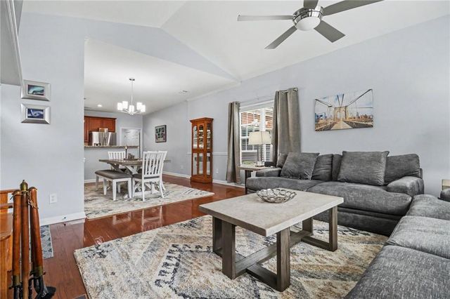 497 Sawnee Corners Drive, Cumming, GA 30040