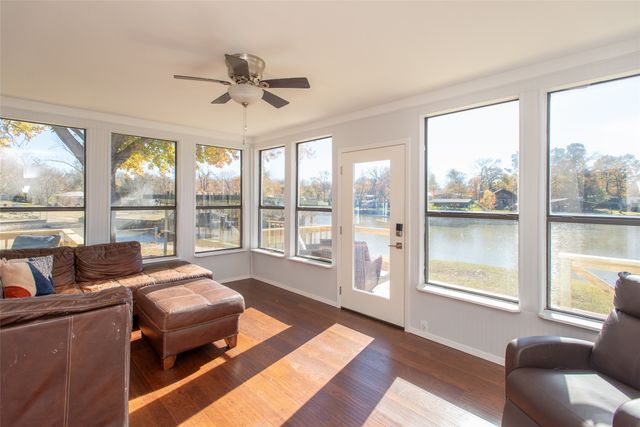 117 Joy Lane, Gun Barrel City, TX 75156