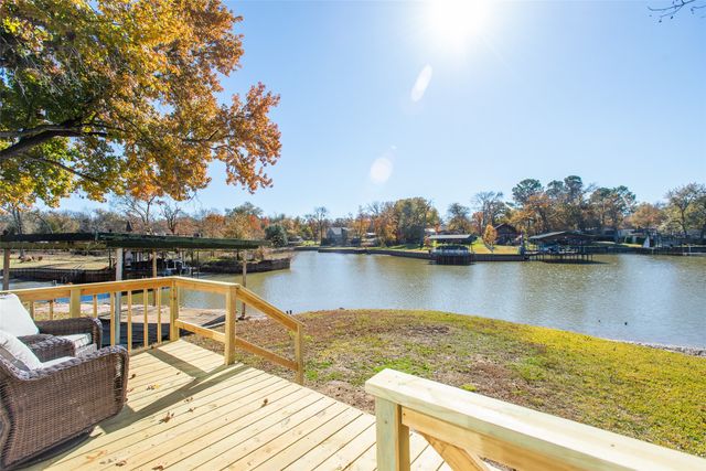 117 Joy Lane, Gun Barrel City, TX 75156