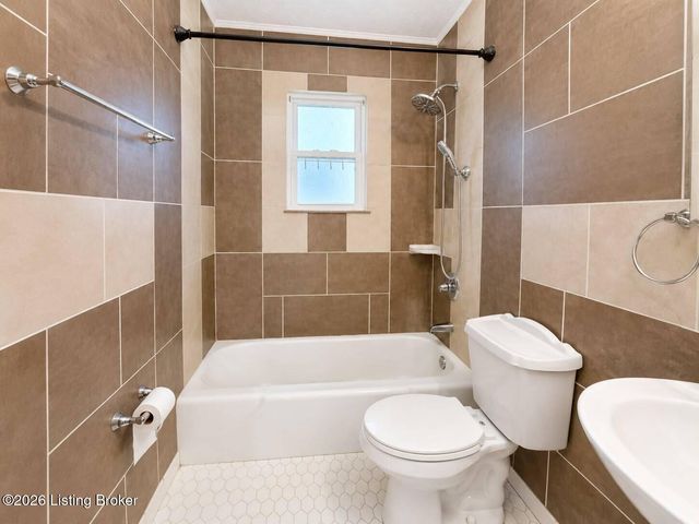 5337 Logwood Ave, Louisville, KY 40272