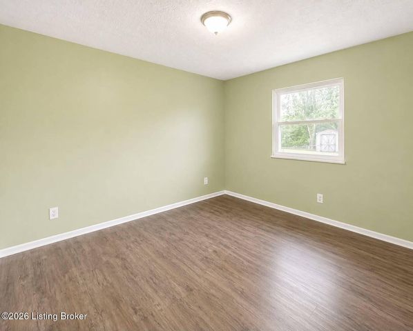 5337 Logwood Ave, Louisville, KY 40272