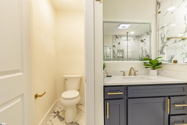 300 Hermitage Road, Greenville, SC 29615