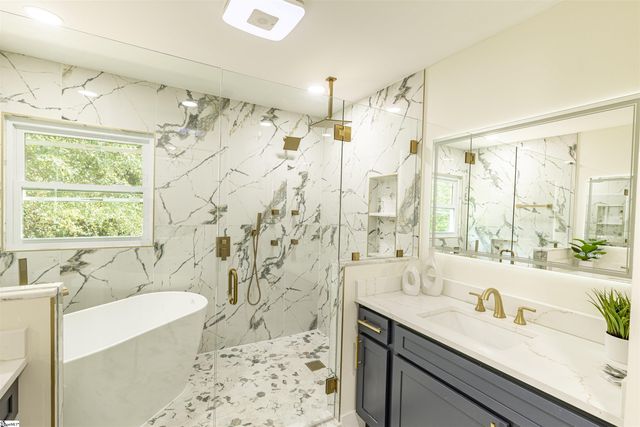 300 Hermitage Road, Greenville, SC 29615