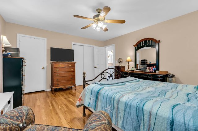 272 22nd Avenue, Brick, NJ 08724