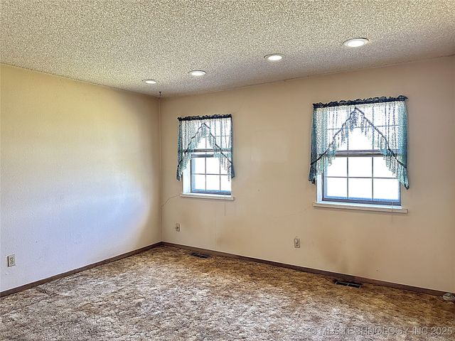 511 Stolfa Street SE, Ardmore, OK 73401