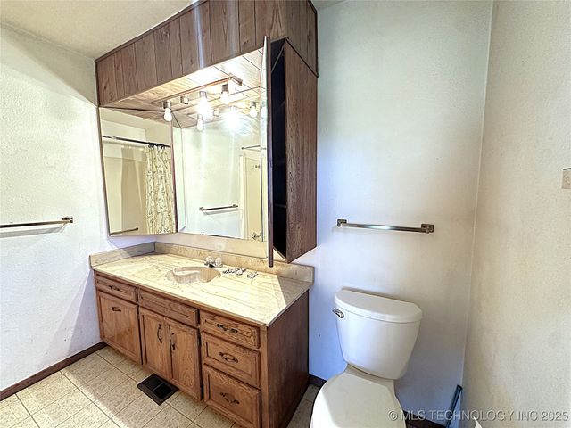 511 Stolfa Street SE, Ardmore, OK 73401