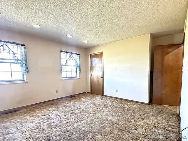 511 Stolfa Street SE, Ardmore, OK 73401