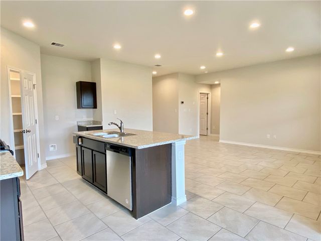 3937 Jayden Dr, Corpus Christi, TX 78410