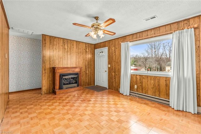 1110 Foxtrot Court, King, NC 27021