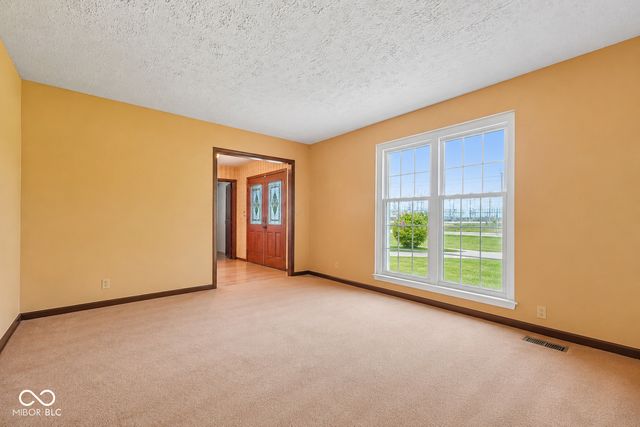 7487 W 500 N, Mccordsville, IN 46055