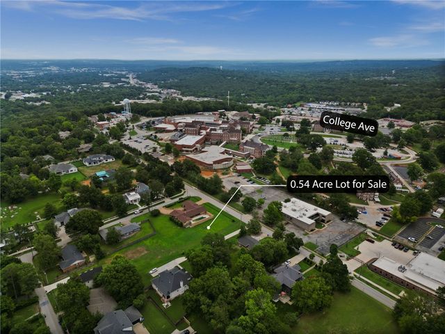 1277 N Woolsey, Fayetteville, AR 72703
