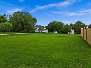 1277 N Woolsey, Fayetteville, AR 72703