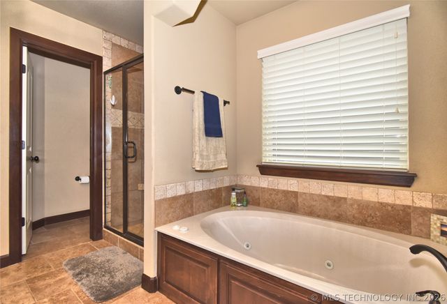 7414 E 83rd Street North, Owasso, OK 74055