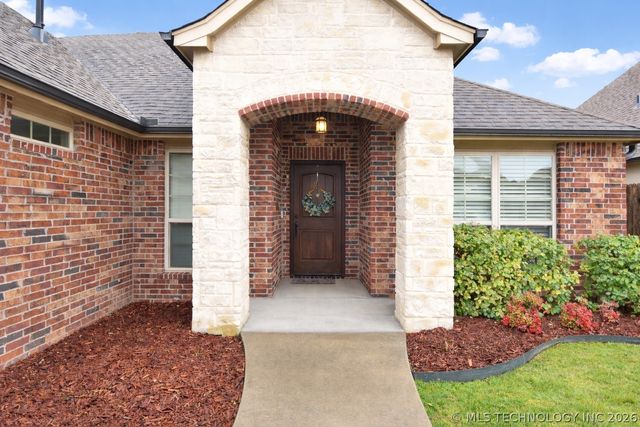 7414 E 83rd Street North, Owasso, OK 74055