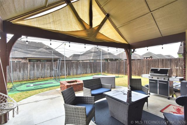 7414 E 83rd Street North, Owasso, OK 74055