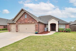 7414 E 83rd Street North, Owasso, OK 74055