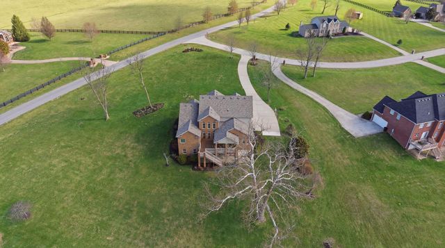 101 Sand Piper Court, Midway, KY 40347