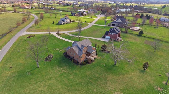 101 Sand Piper Court, Midway, KY 40347