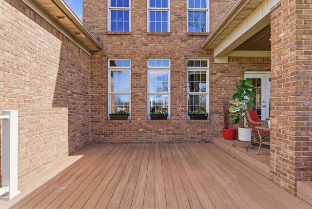 101 Sand Piper Court, Midway, KY 40347